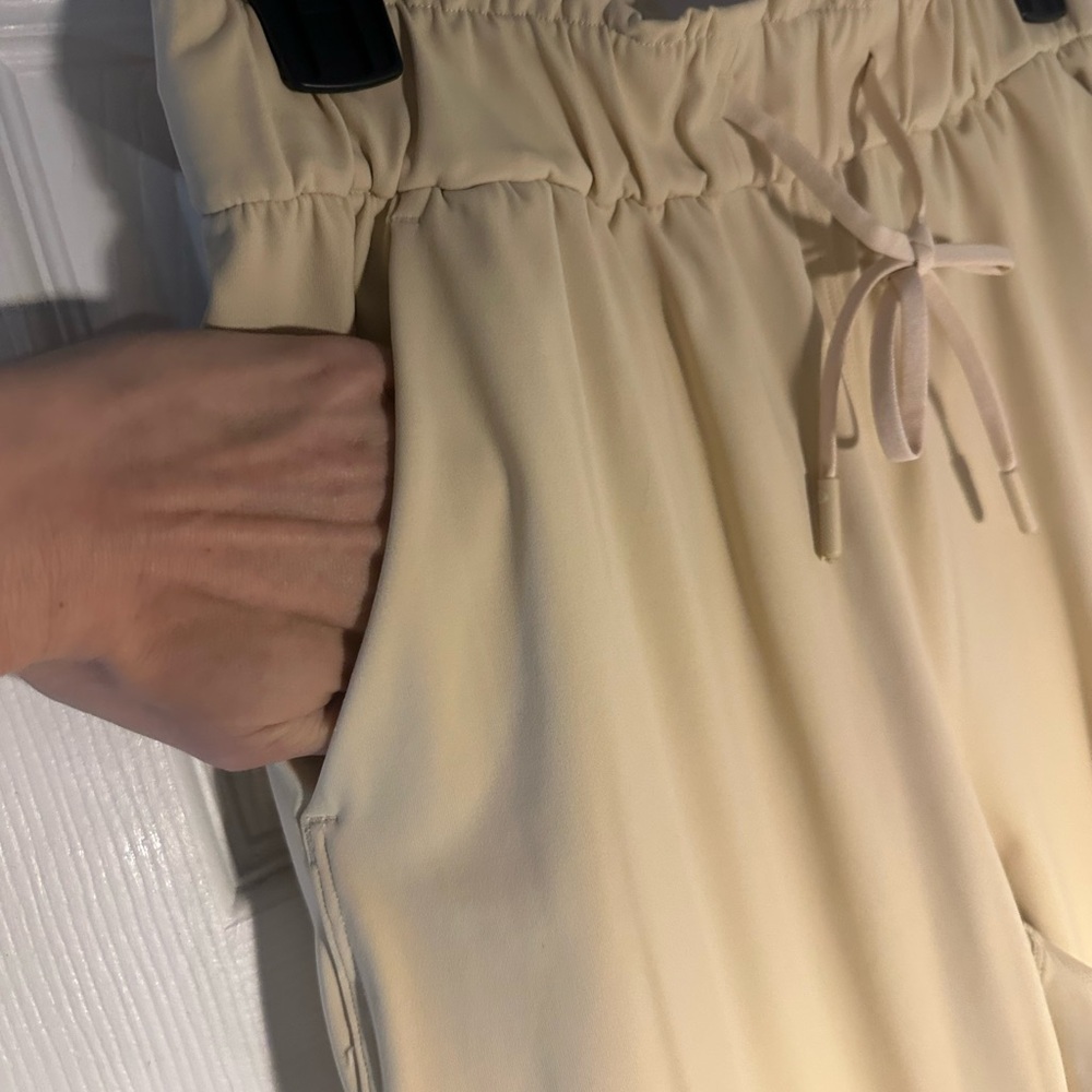 Lululemon Drawstring Pants Athletic Pants - image 2